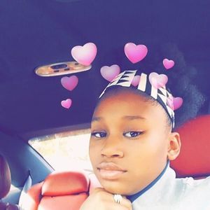 Meet your Posher, Zandra